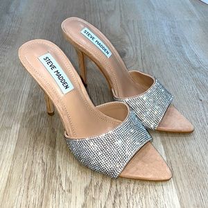 Steve Madden Heels - new never been worn